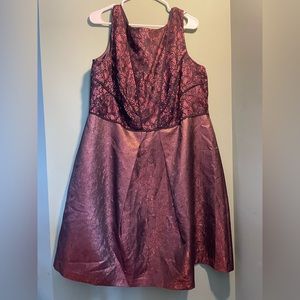 Rosy metallic sleeveless dress. Size 18w